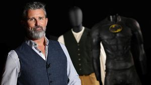 Kostum Film-film Populer Bakal Dilelang, Ada James Bond-Topeng Star Wars