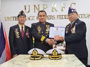 Letkol Ario Mengajar Anak-anak di Jabar Hingga Dapatkan Penghargaan Kemanusiaan