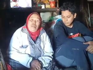 Mbok Yem Puncak Gunung Lawu Meninggal Dunia Mbok Yem Puncak Gunung Lawu Meninggal Dunia