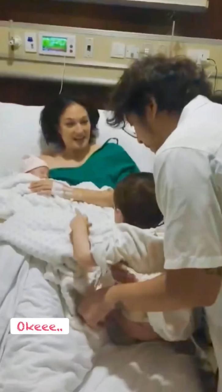 Nadine Chandrawinata Lahirkan Anak Kedua