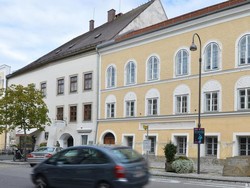 Pemerintah Austria Ubah Rumah Kelahiran Hitler Jadi Kantor Polisi