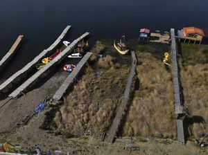 Penampakan Danau Tertinggi di Dunia Mulai Mengering