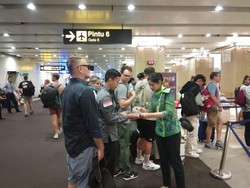 Sengaja Overstay 19 Hari di Bali, Bule Amerika Dipulangkan ke Negaranya