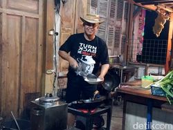 Dulu Pilot Pesawat Tempur, Kini Jualan Bakmi dan Sate
