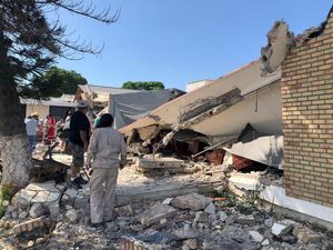 Bertambah, Korban Tewas Ambruknya Atap Gereja Meksiko Jadi 11 Orang Bertambah, Korban Tewas Ambruknya Atap Gereja Meksiko Jadi 11 Orang