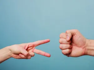 Sejarah Kelam Suwit Jepang, Lekat dengan Bisnis Esek-esek Sejarah Kelam Suwit Jepang, Lekat dengan Bisnis Esek-esek