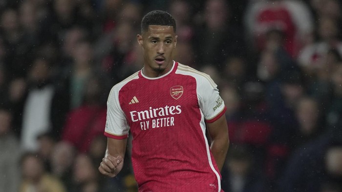 Arsenals William Saliba during their Group B Champion League soccer match, between Arsenal and PSV Eindhoven at the Emirates Stadium in London, Wednesday, Sept. 20, 2023. (AP Photo/Kin Cheung)