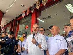 Blusukan ke PGC, Zulhas: Pemerintah Hadir Membela UMKM