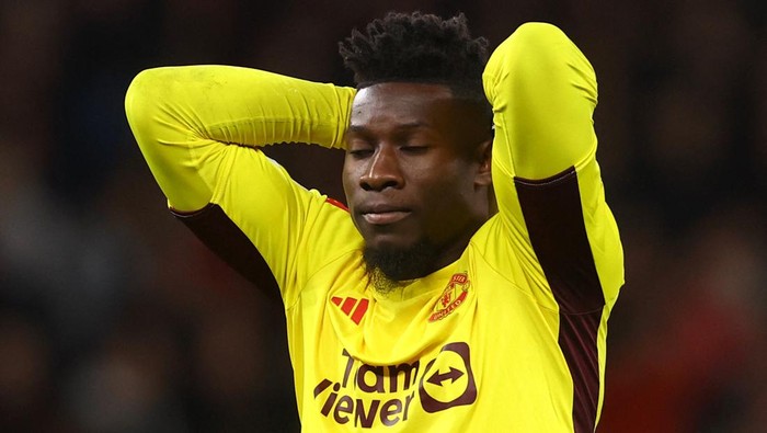 Soccer Football - Champions League - Group A - Manchester United v Galatasaray - Old Trafford, Manchester, Britain - October 3, 2023 Manchester Uniteds Andre Onana reacts REUTERS/Carl Recine