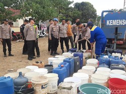 Krisis Air Bersih Bikin Ani Kerepotan hingga Harus Beli