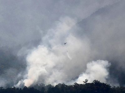 Helikopter Dikerahkan untuk Atasi Kebakaran Gunung Lawu