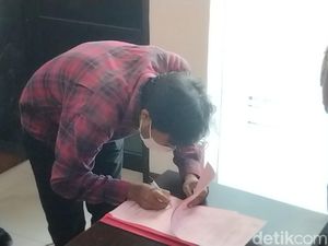 Jurnalis Tempo Korban Penganiayaan Terima Restitusi dari Terpidana Polisi Jurnalis Tempo Korban Penganiayaan Terima Restitusi dari Terpidana Polisi