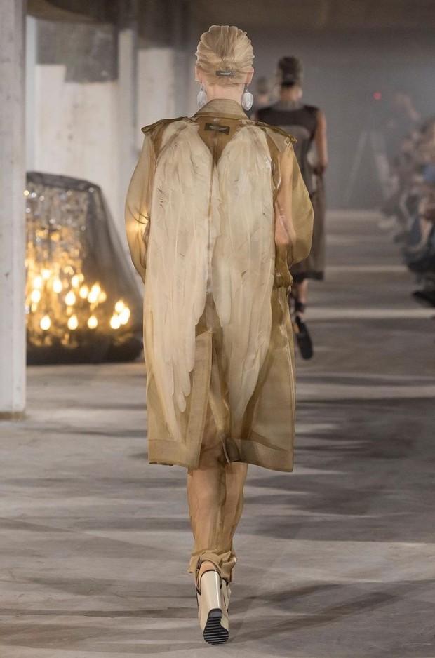 Koleksi UNDERCOVER SS24