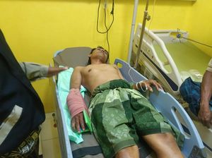 Pemuda 2 Desa di Sampang Bentrok gegara Perempuan, 7 Orang Luka Bacok