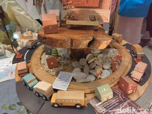 Limbah Kayu Disulap Jadi Mainan, Ibu-ibu Asal Bandung Ini Raup Rp 500 Juta Limbah Kayu Disulap Jadi Mainan, Ibu-ibu Asal Bandung Ini Raup Rp 500 Juta