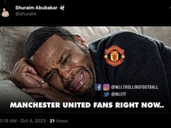 Fans MU diyakini sedang berurai air mata usai timnya kalah lagi di Liga Champions. Foto: dok. Internet/X (Twitter)
