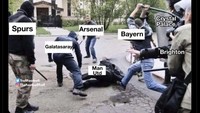 MU habis-habisan kena hantam sana-sini, baik oleh tim di Liga Inggris maupun di Liga Champions. Foto: dok. Internet/X (Twitter)