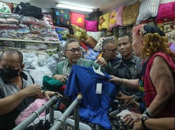 Jumpa Mendag, Penjual ITC Mangga Dua: Pak Borong, Borong Pak