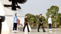 Momen Kasum TNI Pimpin Upacara Ziarah di TMP Kalibata