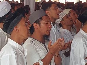 Momen Ribuan Napi Lapas Kelas I Cipinang Gelar Maulid Nabi Momen Ribuan Napi Lapas Kelas I Cipinang Gelar Maulid Nabi