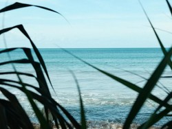 Pantai Pandan Carita: Ini Rute dan Harga Tiketnya