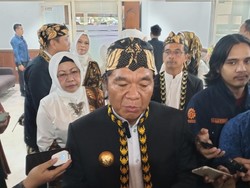 Pj Gubernur Banten Tak Masalah Diteriaki Gagal oleh Mahasiswa Saat Pidato