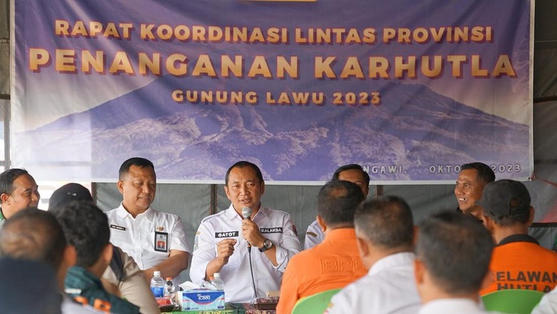 Satgas Bersama Lintas Provinsi Dibentuk Tangani Kebakaran Gunung Lawu