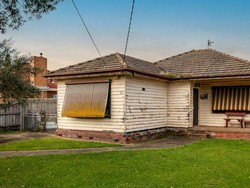 Debu dari Tumpukan Barang Bisa Picu Sick Building Syndrome, Apa Itu?