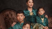 7 Gaya Sarwendah Pemotretan Bareng Betrand Peto & 2 Putrinya Tanpa Ruben Onsu