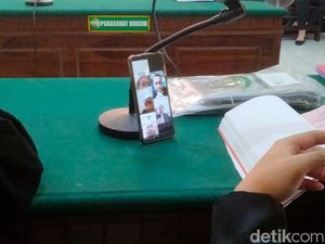 Pria Surabaya Tertipu Jutaan Rupiah gegara Tergiur Vespa Limited Edition Pria Surabaya Tertipu Jutaan Rupiah gegara Tergiur Vespa Limited Edition