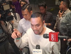 Mentan Sudah di NasDem Tower, Bakal Jelaskan Kasus ke Surya Paloh