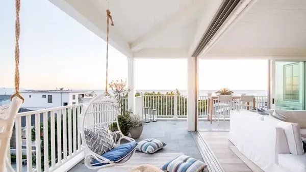 5 Inspirasi Balkon Rumah, Dijamin Bikin Nyaman