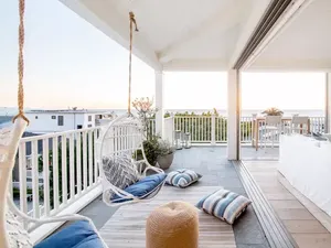 5 Inspirasi Balkon Rumah, Dijamin Bikin Nyaman