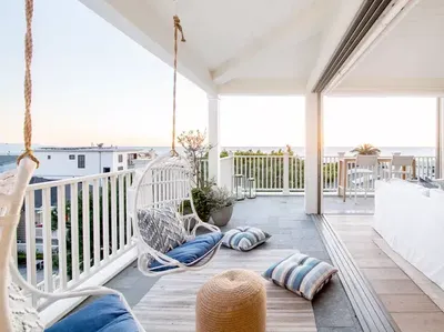 5 Inspirasi Balkon Rumah, Dijamin Bikin Nyaman