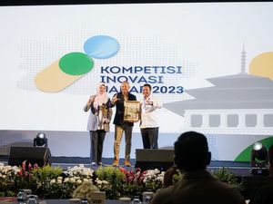 Mantul! bjb Juara Kompetisi Inovasi Jabar 2023 Kategori BUMN/BUMD