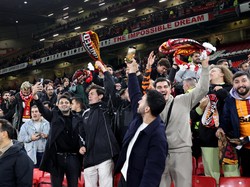 Kok Bisa Fans Galatasaray Padati Tribune Khusus Suporter MU?