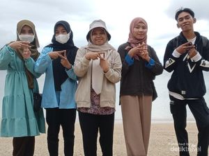 Liburan Bisa Se-privat Ini di Pantai Kemos Lombok