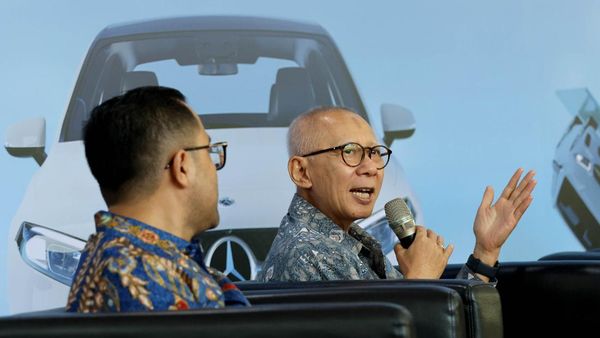 Manjakan Nasabah dengan Mercedes-Benz A 200 & Uang Tunai Rp 38 M