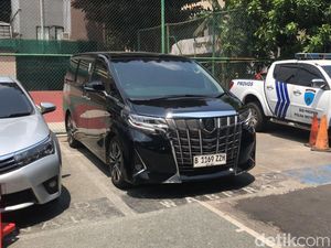 Mentan Syahrul Yasin Limpo Sambangi Polda Metro, Ada Apa?