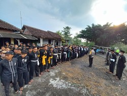 Rahasia Kerukunan dan Tanpa Bentrok Antarperguruan Silat di Wates Blitar