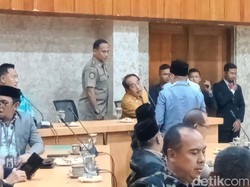 Pj Gubernur NTB Usir Karo Administrasi Pembangunan Saat Lantik Sekda