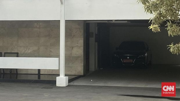 Suasana rumah dinas Menteri Pertanian Syahrul Yasin Limpo tampak lengang usai dirinya tiba di Indonesia dan bakal menghadap Presiden Joko Widodo di Istana.