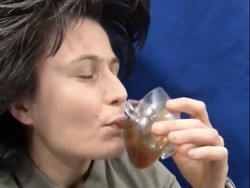Terungkap Cara Astronot Minum Kopi, Pakai Cangkir Khusus!