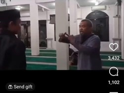 7 Fakta Gaduh Pria Ngamuk gegara Remaja Main Rebana di Masjid Surabaya