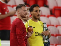 Mac Allister Senior Terharu Lihat Anak-anaknya Duel di Anfield