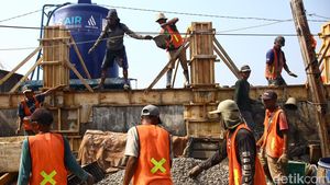Cegah Rob, Tanggul Pantai di Muara Baru Jakarta Ditinggikan