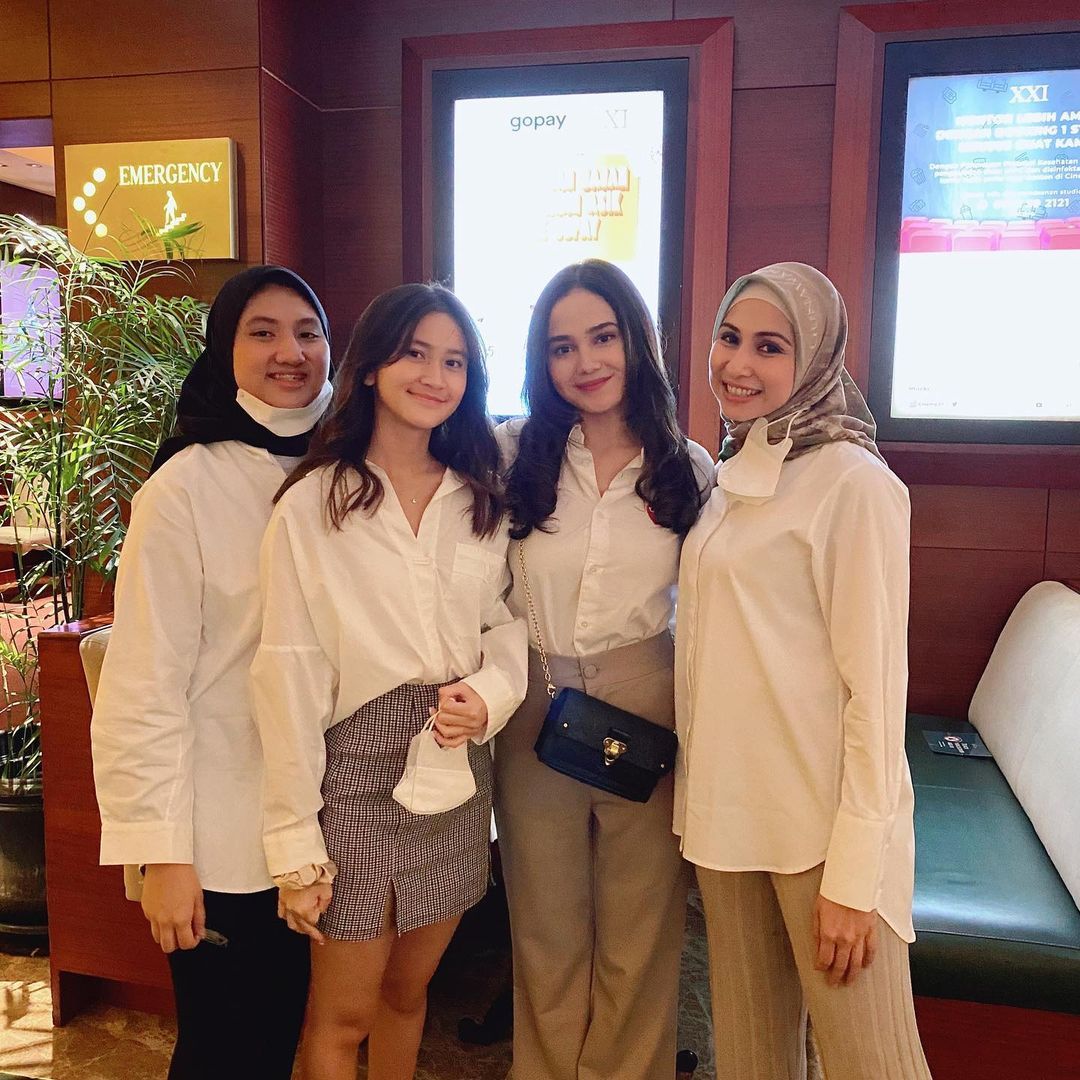 Deswita Maharani Deswita Maharani
