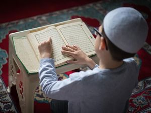 Teks Surat Ar Rahman Lengkap: Arab, Latin, dan Artinya Teks Surat Ar Rahman Lengkap: Arab, Latin, dan Artinya