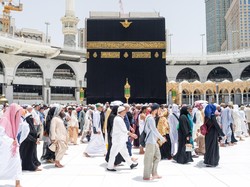 Jemaah Umrah Luntang-lantung Diusir Hotel, Pemilik Agen Umrah Dipolisikan