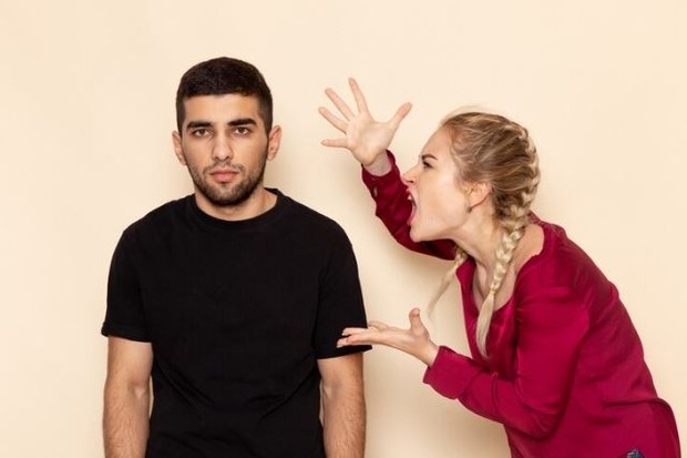 Jangan Mengontrol Pasanganmu/Foto:Freepik.com/Kamranaydinov